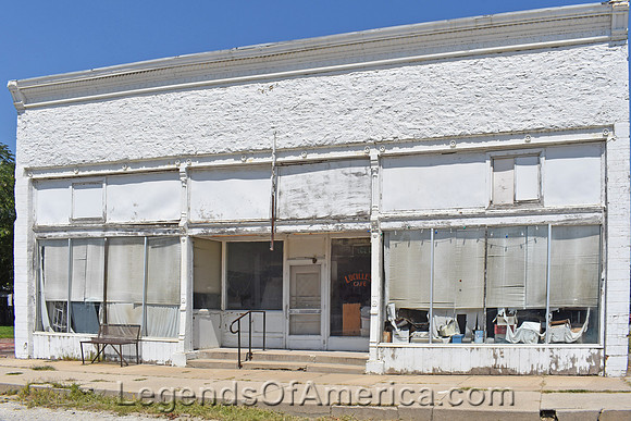 Williamsburg, KS - Commercial Building