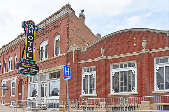 Ellinwood, KS - Wolf Hotel