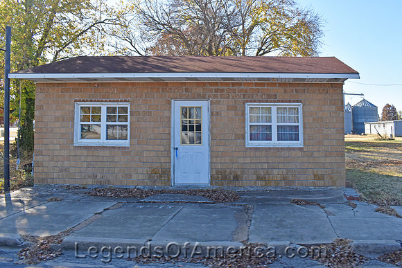 Weir, KS - BrickBuilding