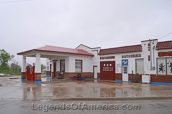 Palco, KS - Old Gas Station