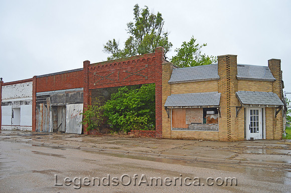 Zurich, KS - Buildings