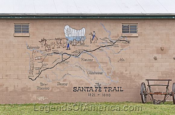 Raton, NM - Santa Fe Trail Mural