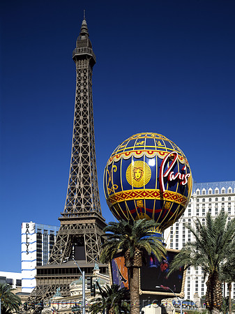 Paris Las Vegas CasinoCarolHighsmith