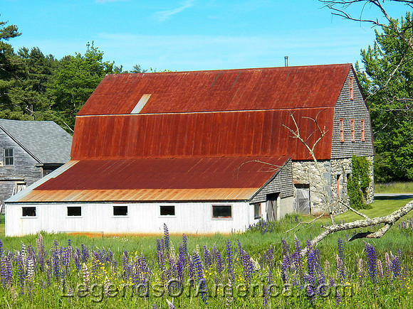 Stone Barn in Maine