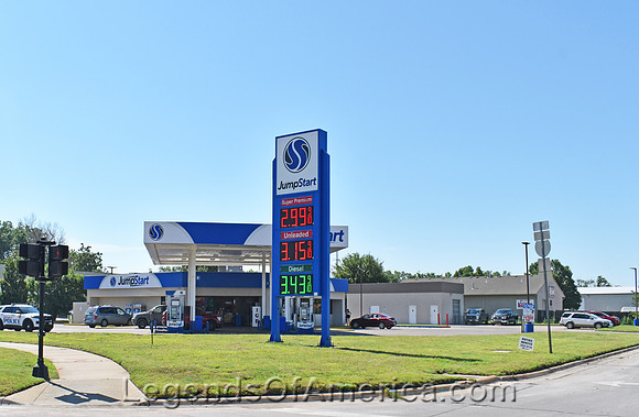 Haysville, KS - Business Corner
