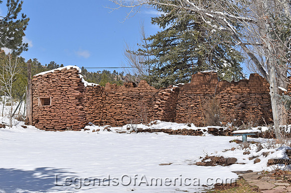 La Cueva, NM - Stone Wall