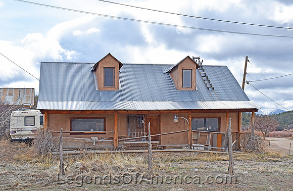 Las Trampas, NM - House