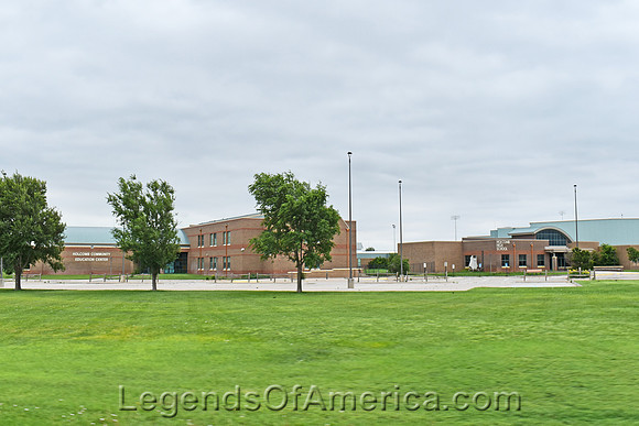 Holcomb, KS - High School