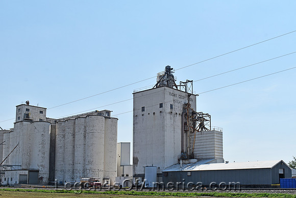 Wright, KS - Grain Elevators - 2