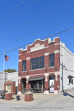 Frontenac, KS - City Hall