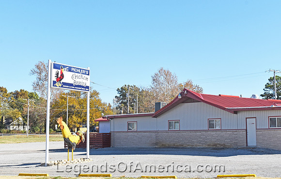 Pittsburg, KS - Chicken Annies