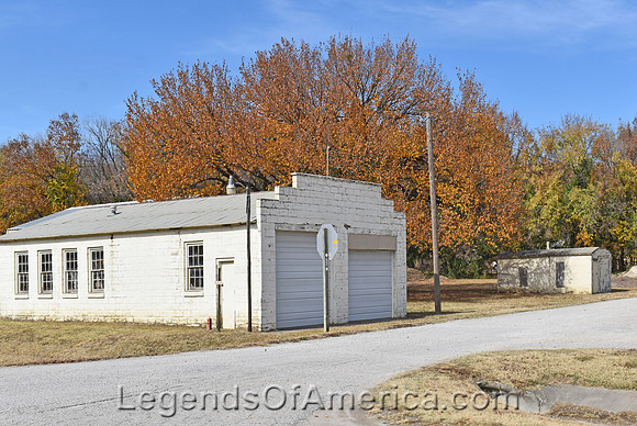 Niotaze, KS - Buildings