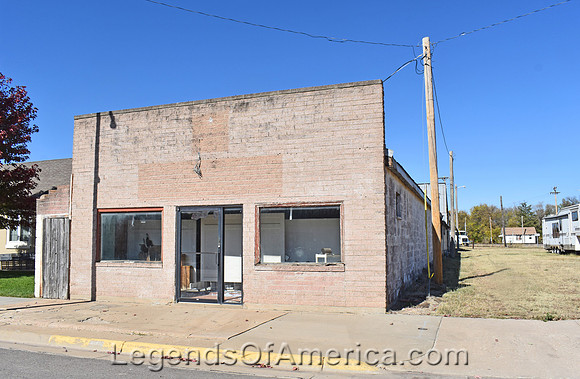 Udall, KS - Buiness Building