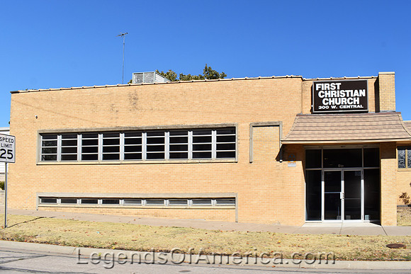El Dorado, KS - First Christian Church