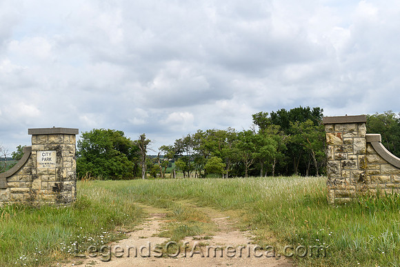 Green, KS - Old City Park Gates