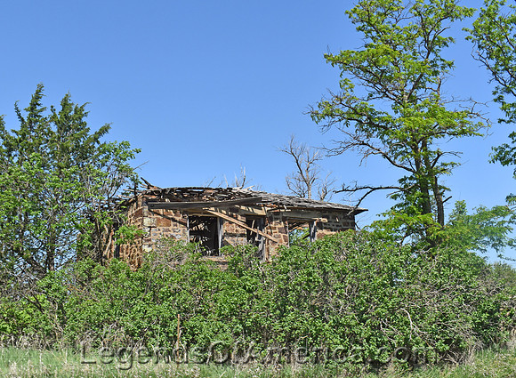 Carnerio, KS - Building