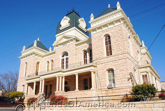 Ozona, TX - Crockett County Courthouse
