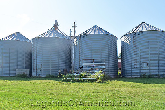 Cuba, KS - Silos
