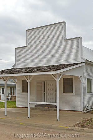 Washington, KS - Business Building