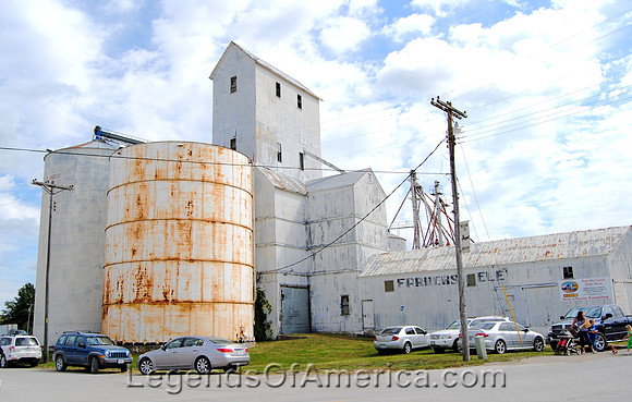 Jamesport, MO - Grain Elevators