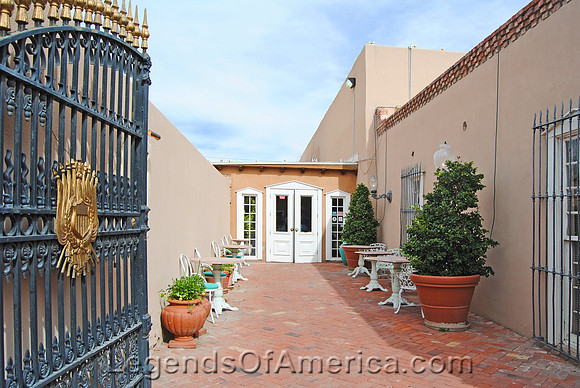Mesilla, NM - Courtyard