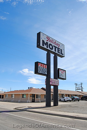 Lordsburg, NM - Holiday Motel