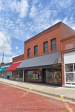 Miltonvale, KS - Business Buildings