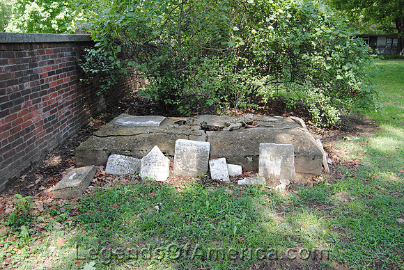 New Harmony, IN - Cemetery - 3