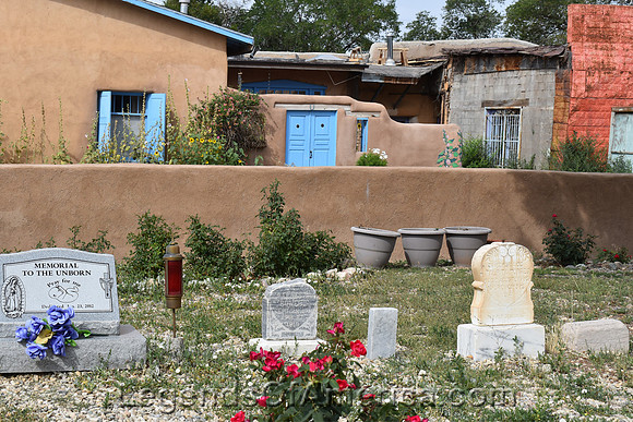 Rancho de Taos, NM -Church Cemetery