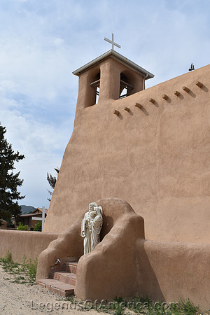 Ranchos de Taos, NM - San Francisco De Asis Church Statue