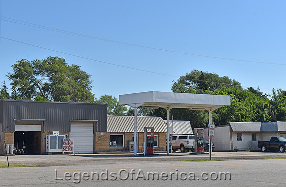 Suppesville, KS - Buildings