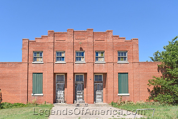 Ruleton, KS - Old School