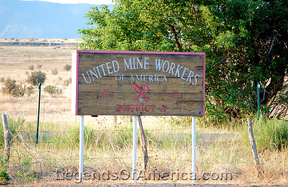 Ludlow, CO - Mine Workers Sign