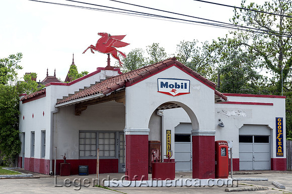 Gonzales, TX - Mobil Gas Station