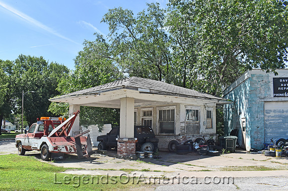 Howard, KS - Old Gas Station & Garage