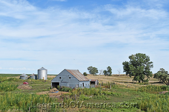 Mankato, KS - Farm Near