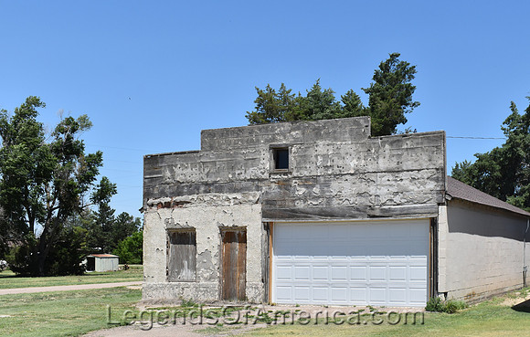 Wallace, KS - Garage