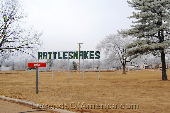 McLean, TX - Rattlesnakes Sign