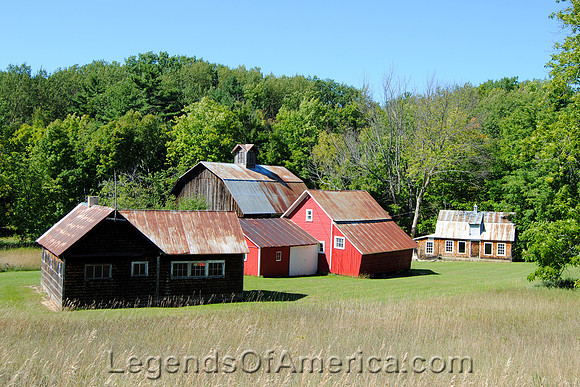 Glen Arbor, MI - Barns & Buildings