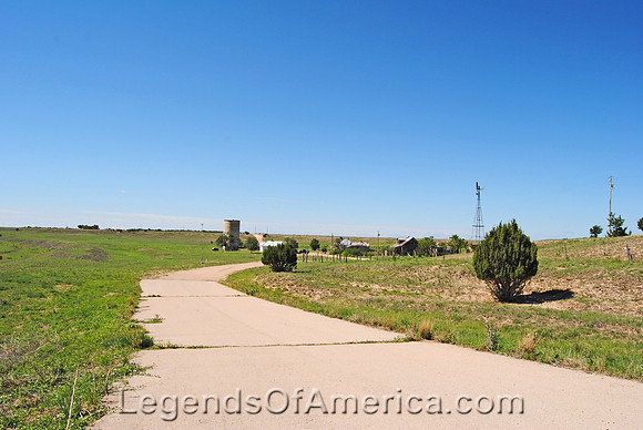 Mills, NM - Old Highway