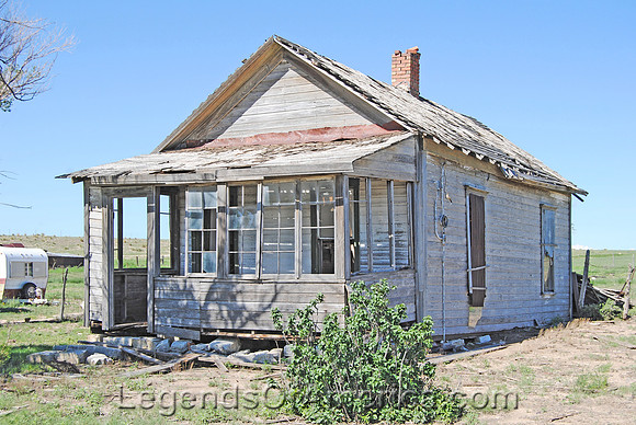 Mills, NM - Old House - 2