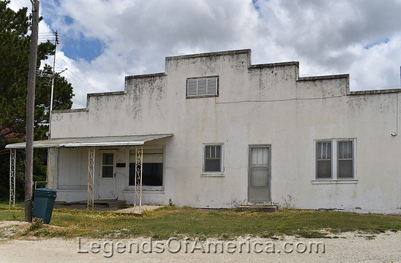 Pilsen, KS - Building