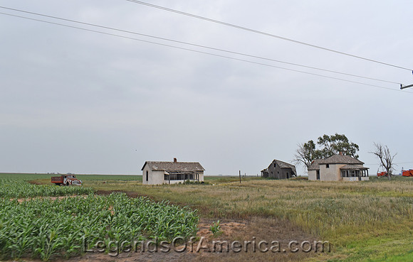 Tyrone, OK - Ghost Farm