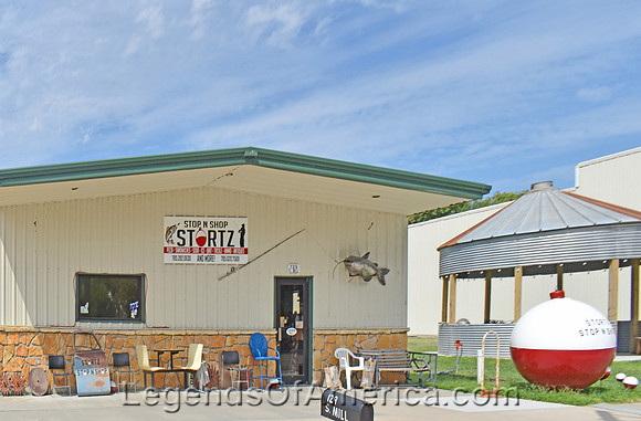 Glen Elder, KS - Store