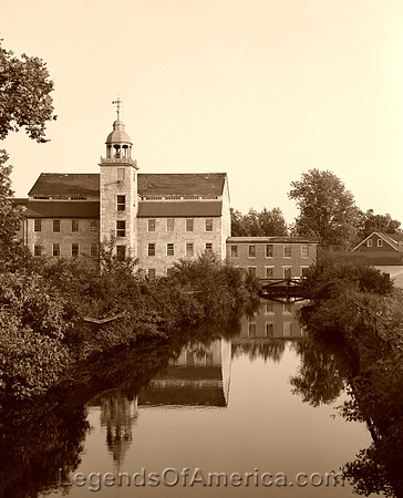 Uxbridge, MA - Crown Milland Canal