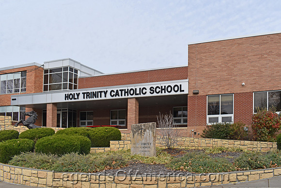 Lenexa, KS - Holy Trinity Catholic School