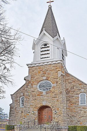 Lenexa, KS - Holy Trinity Chapel