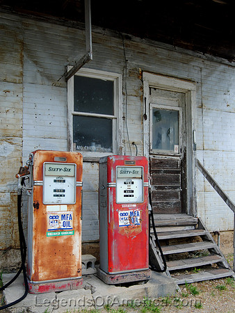 Florence, MO - Gas Pumps