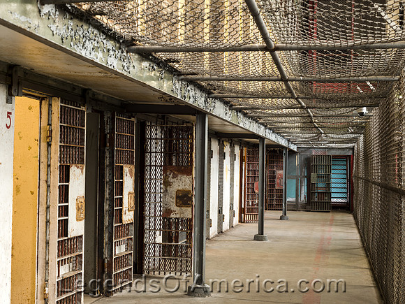 Moundsville, WV - West Virginia State Penitentiary Cell Block