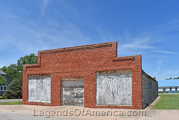 Dexter, KS - Business Building